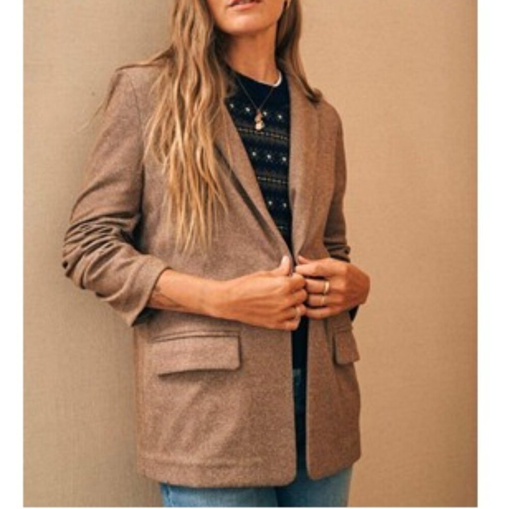 Faherty Dream Flannel Blazer, Camel, Size Medium